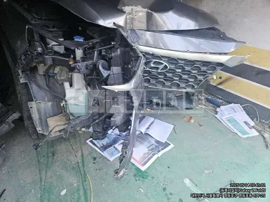 Photo 2 of 13: 2020 Hyundai Santa Fe — Korean insurance auction
