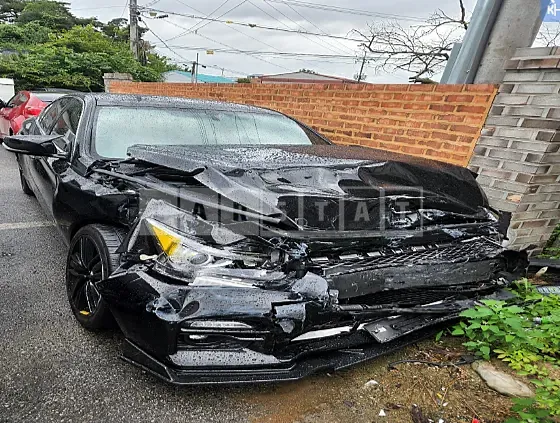 Photo 2 of 9: 2017 Infiniti Q50S Hybrid, VIN JNKAV71EXHM150175 — Korean insurance auction