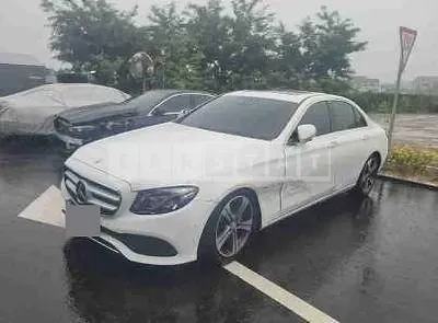 Photo 1 of 10: 2017 Mercedes-Benz E220d, VIN WDDZF0EB6HA189104 — Korean insurance auction