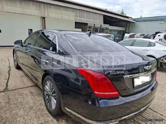 Photo 2 of 9: 2018 Hyundai EQ900, VIN KMHG141DDJU039038 — Korean insurance auction