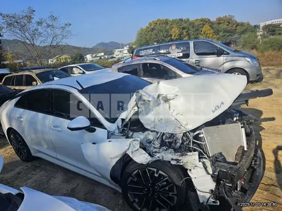 Photo 2 of 16: 2026 Kia K5, VIN KNAG3412BTA427793 — Korean insurance auction