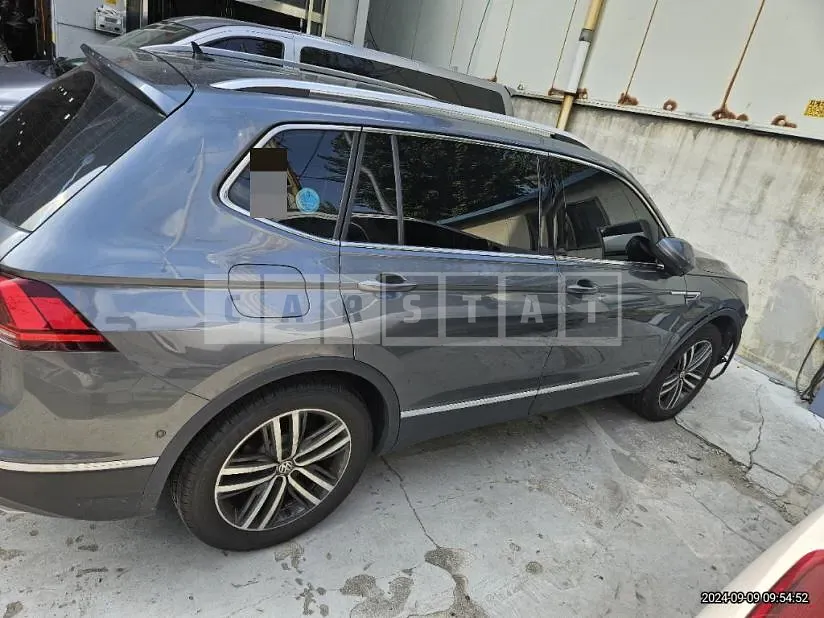 Photo 2 of 54: 2020 Volkswagen Tiguan All Space 2.0 TDI — Korean insurance auction