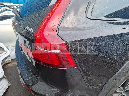 Photo 2 of 36: 2019 Volvo V60CCT5 AWD, VIN YV1ZZ102CK1004469 — Korean insurance auction