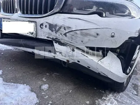 Photo 2 of 18: 2022 BMW 330e — Korean insurance auction