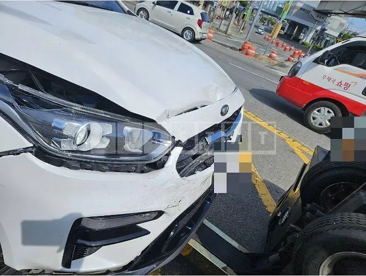 Photo 2 of 17: 2019 Kia K3 1.6 — Korean insurance auction