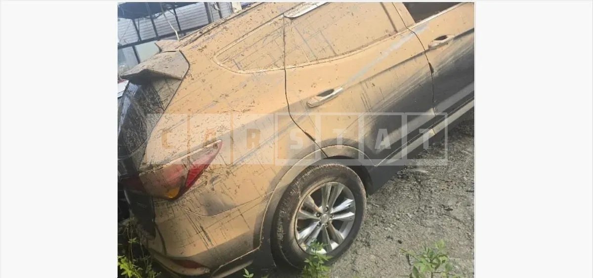Photo 2 of 4: 2017 Hyundai Santa Fe 2.0 — Korean insurance auction