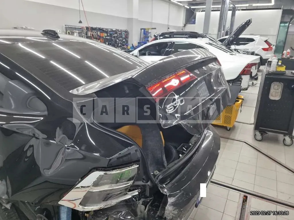 Photo 2 of 16: 2019 Volvo S90 T5, VIN LVYPS102DKP066185 — Korean insurance auction