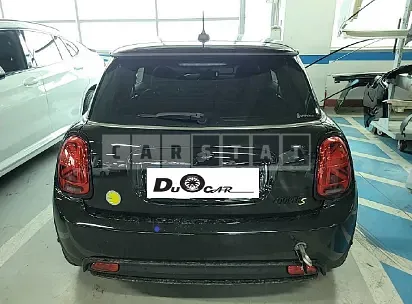 Photo 2 of 5: 2022 MINI Cooper If, VIN WMW11DJ04N2S10150 — Korean insurance auction