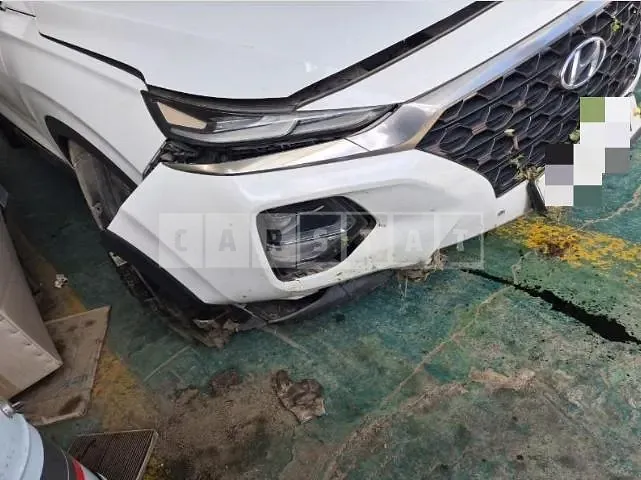 Photo 2 of 14: 2018 Hyundai Santa Fe TM — Korean insurance auction