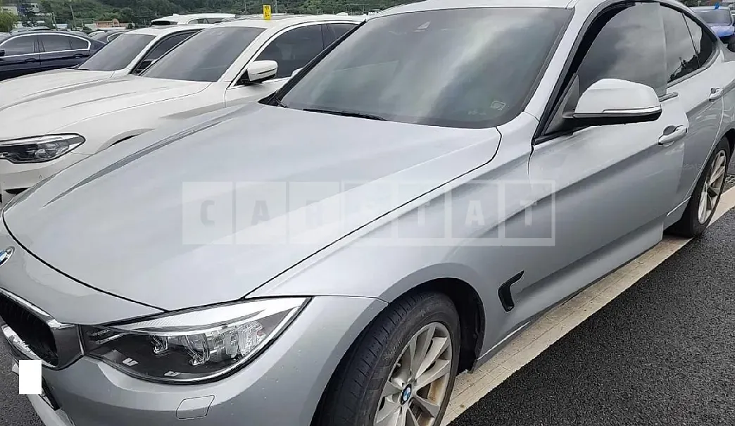 Photo 2 of 15: 2015 BMW 320d xDrive Gran Turismo, VIN WBA3Y5107FD951831 — Korean insurance auction