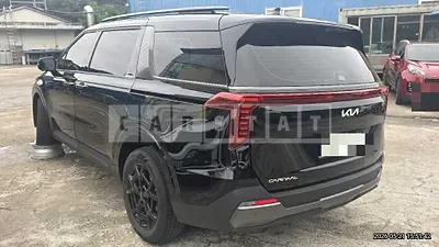 Photo 1 of 49: 2025 Kia Carnival Hybrid — Korean insurance auction