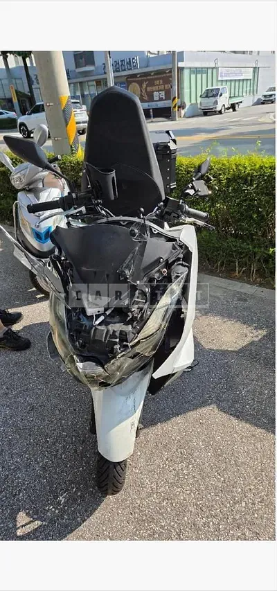 Photo 1 of 28: 2022 Honda WW125A — Korean insurance auction