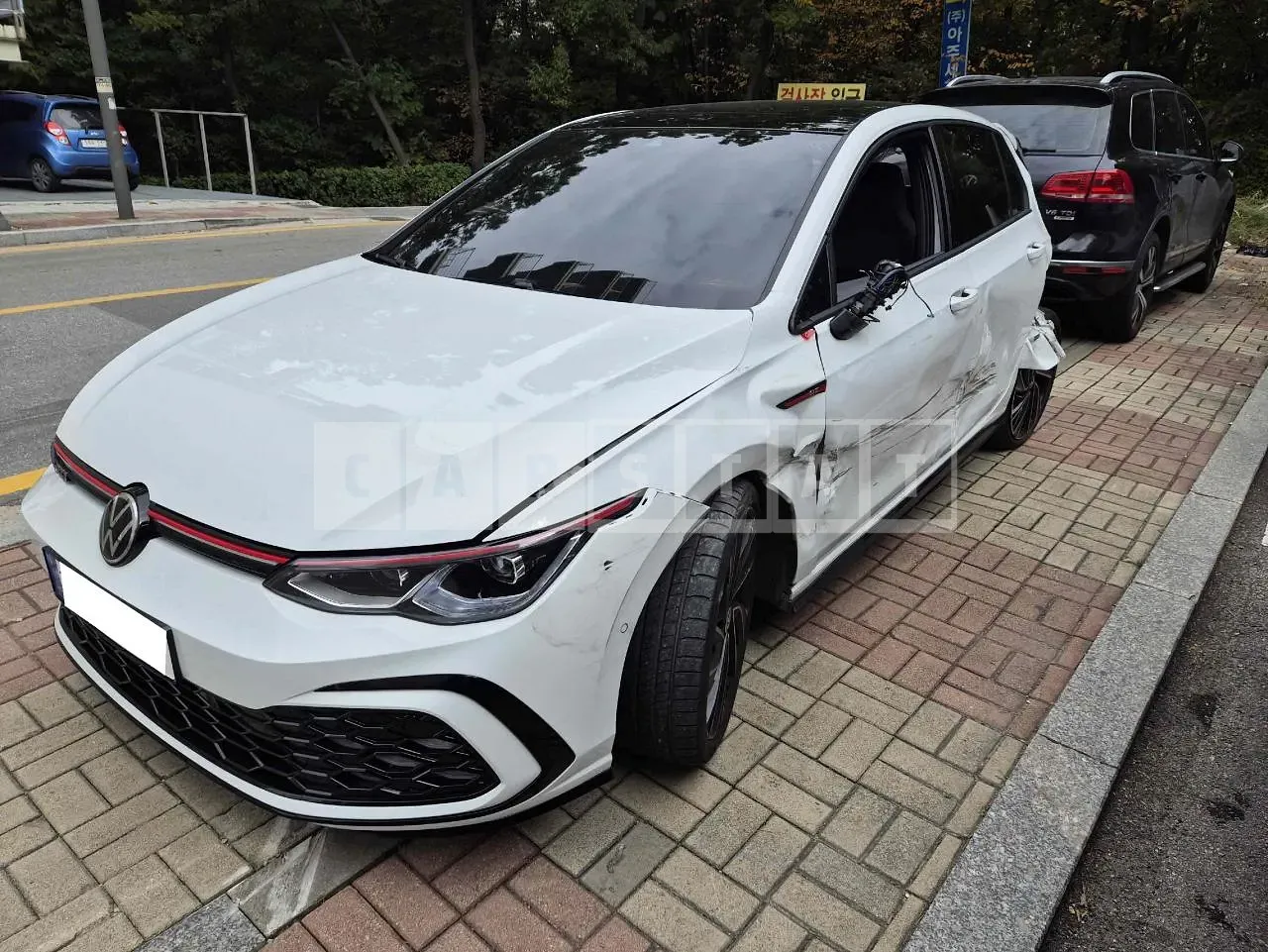 Photo 2 of 28: 2023 Volkswagen Golf GTI, VIN WVWZZZCD6PW172167 — Korean insurance auction