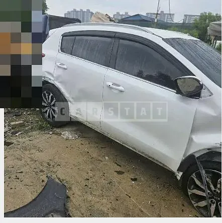 Photo 2 of 9: 2015 Kia Sportage 4WD — Korean insurance auction