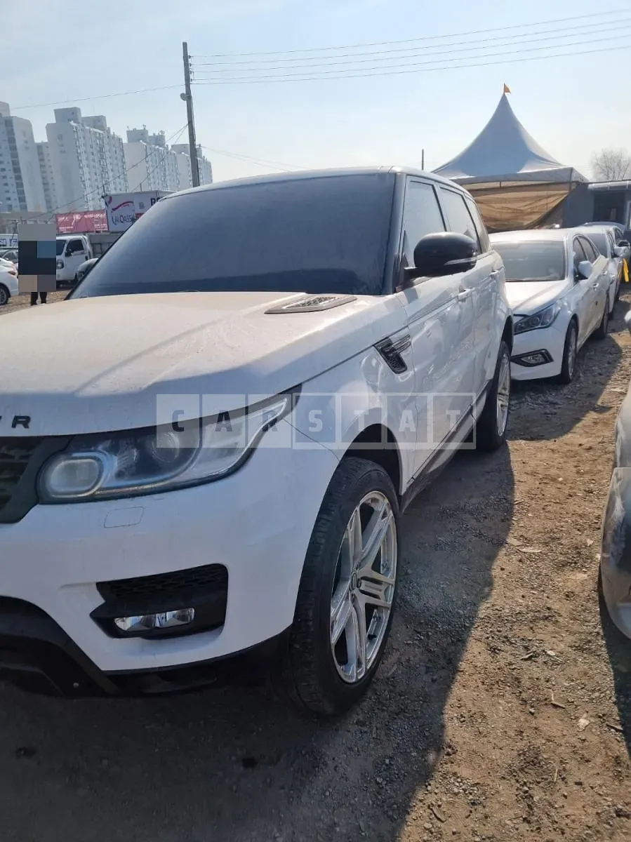 Photo 2 of 9: 2015 Land Rover Range Rover Sport, VIN SALWA2VFXFA508763 — Korean insurance auction