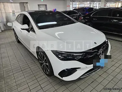 Photo 1 of 16: 2022 Mercedes-Benz EQE350 + — Korean insurance auction