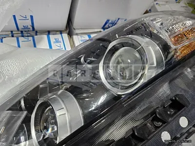 Photo 1 of 5: 2015 Kia (parts) Sorento Headlamp — Korean insurance auction