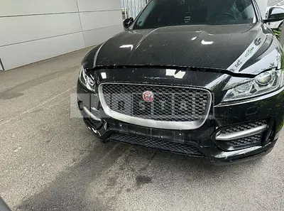 Photo 1 of 16: 2017 Jaguar F-Pace 20d — Korean insurance auction