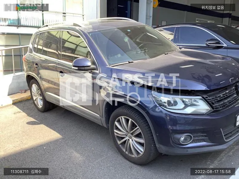 Photo 2 of 6: 2016 Volkswagen Tiguan, VIN WVGZZZ5NZGW048203 — Korean insurance auction