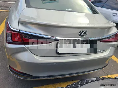 Photo 1 of 41: 2023 Lexus ES300h, VIN JTHBA1C13P2015315 — Korean insurance auction
