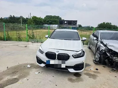 Photo 1 of 16: 2021 BMW 120i — Korean insurance auction