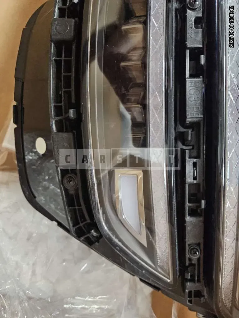 Photo 2 of 5: 2024 Genesis (parts) G80 Headlamp — Korean insurance auction