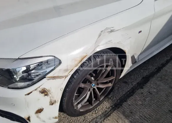 Photo 2 of 19: 2018 BMW 520d, VIN WBAJC310XJWB78427 — Korean insurance auction