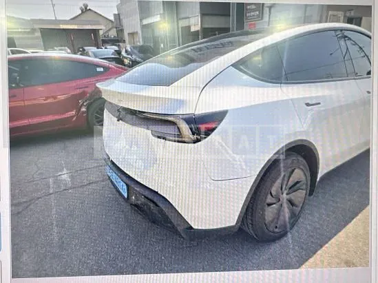 Photo 2 of 24: 2026 Tesla Model Y Premium RWD, VIN LRWYGCFJ4TC551483 — Korean insurance auction