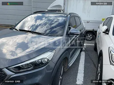 Photo 1 of 12: 2016 Hyundai Tucson, VIN KMHJ3815GHU269021 — Korean insurance auction