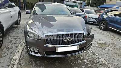 2019 Infiniti Q70 3.7