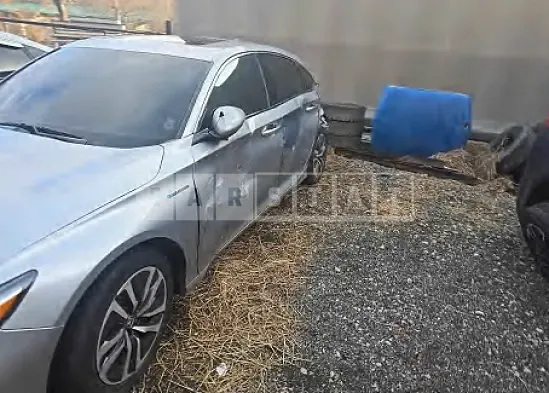 Photo 2 of 18: 2018 Honda Accord Hybrid — Korean insurance auction