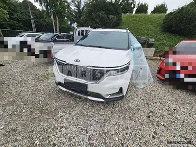 Photo 1 of 23: 2020 Kia Carnivals — Korean insurance auction