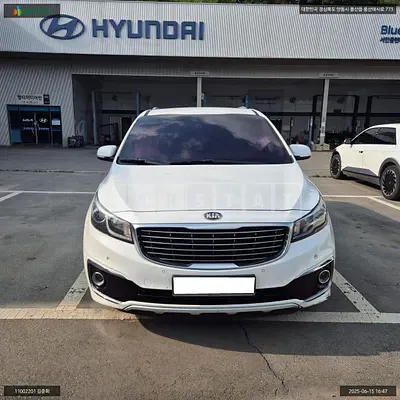 Photo 1 of 10: 2016 Kia Carnival, VIN KNAMB81ABGS218513 — Korean insurance auction