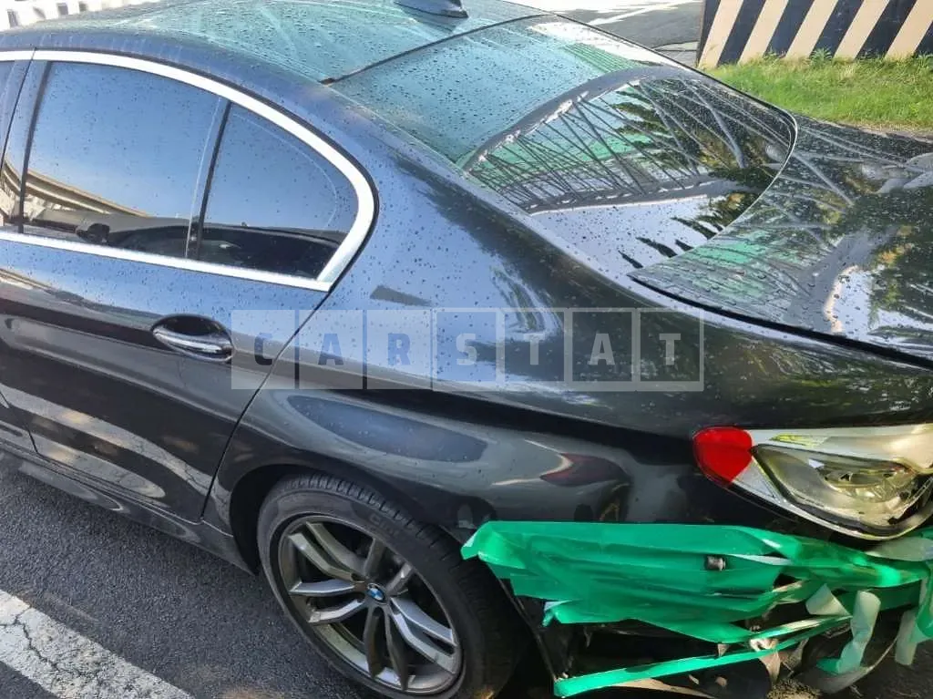 Photo 2 of 12: 2018 BMW 520d — Korean insurance auction