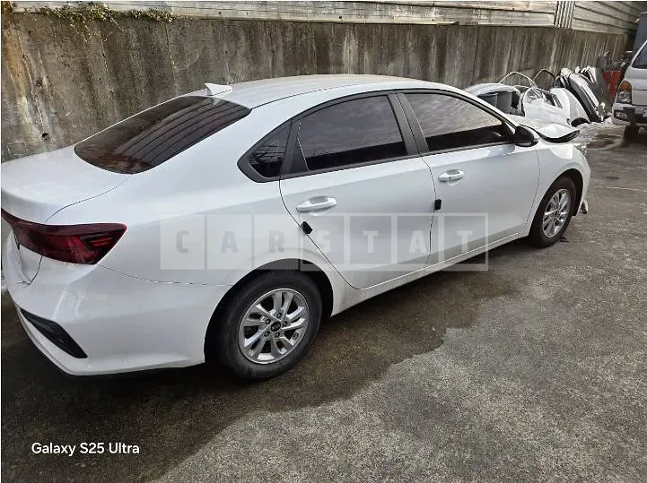 Photo 2 of 7: 2018 Kia Kz — Korean insurance auction
