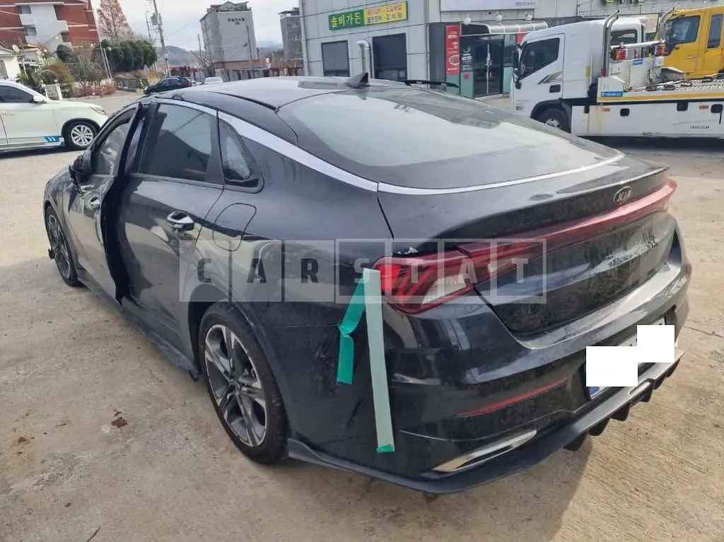 Photo 2 of 12: 2020 Kia K5 — Korean insurance auction