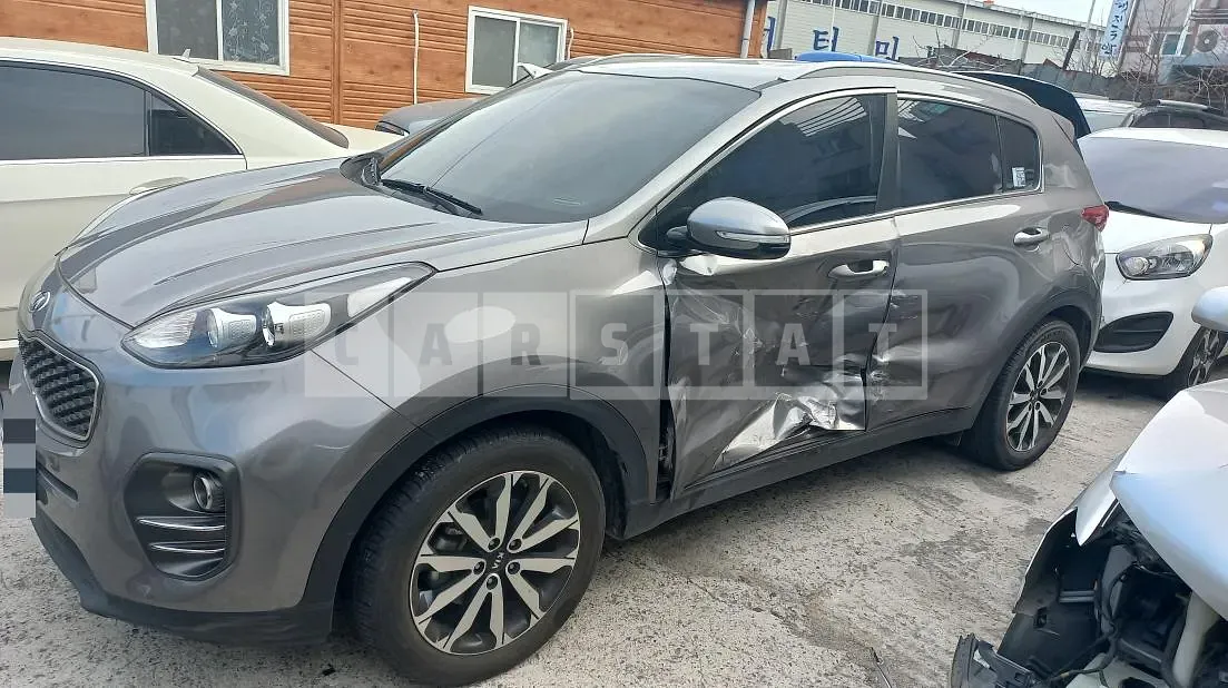 Photo 3 of 3: 2016 Kia Sportage, VIN KNAP6815GHK226636 — Korean insurance auction