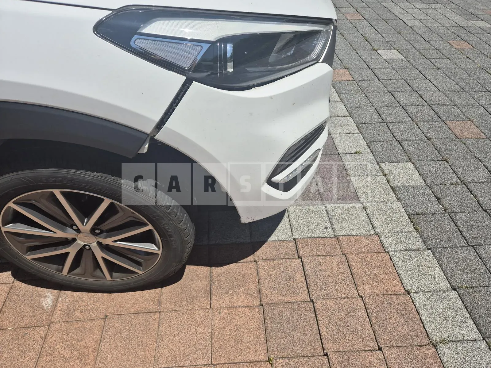 Photo 2 of 6: 2016 Hyundai Tucson 1.7 — Korean insurance auction