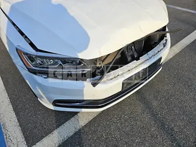Photo 1 of 26: 2018 Volkswagen Passat 2.0 TSI — Korean insurance auction