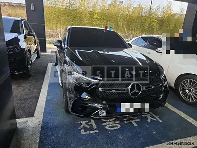 Photo 1 of 38: 2024 Mercedes-Benz GLC300 4Matic Coupe — Korean insurance auction