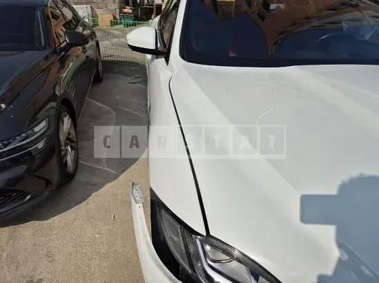 Photo 2 of 15: 2017 Jaguar F-Pace 30d, VIN SADCA2BK0HA086148 — Korean insurance auction
