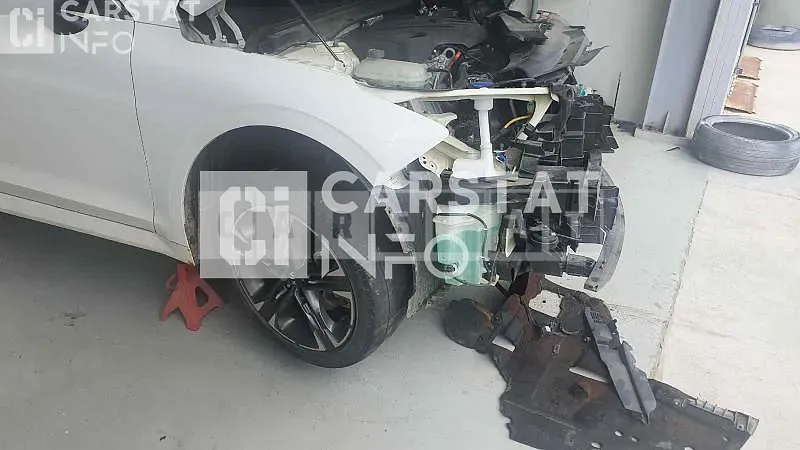 Photo 2 of 14: 2020 Kia K5, VIN KNAG341ABLA059252 — Korean insurance auction