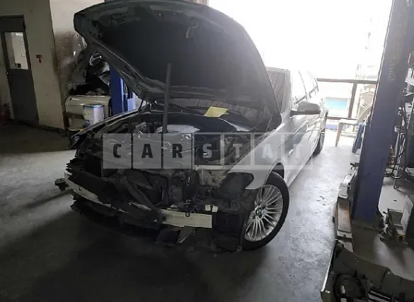 Photo 2 of 15: 2015 BMW 520d, VIN WBA5E5102FD673812 — Korean insurance auction