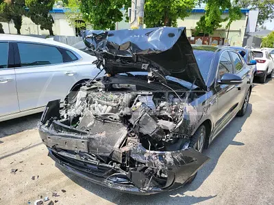 Photo 1 of 12: 2018 Kia K5, VIN KNAGT416BKA311479 — Korean insurance auction