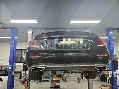 Photo 1 of 10: 2020 Mercedes-Benz E300 4Matic — Korean insurance auction