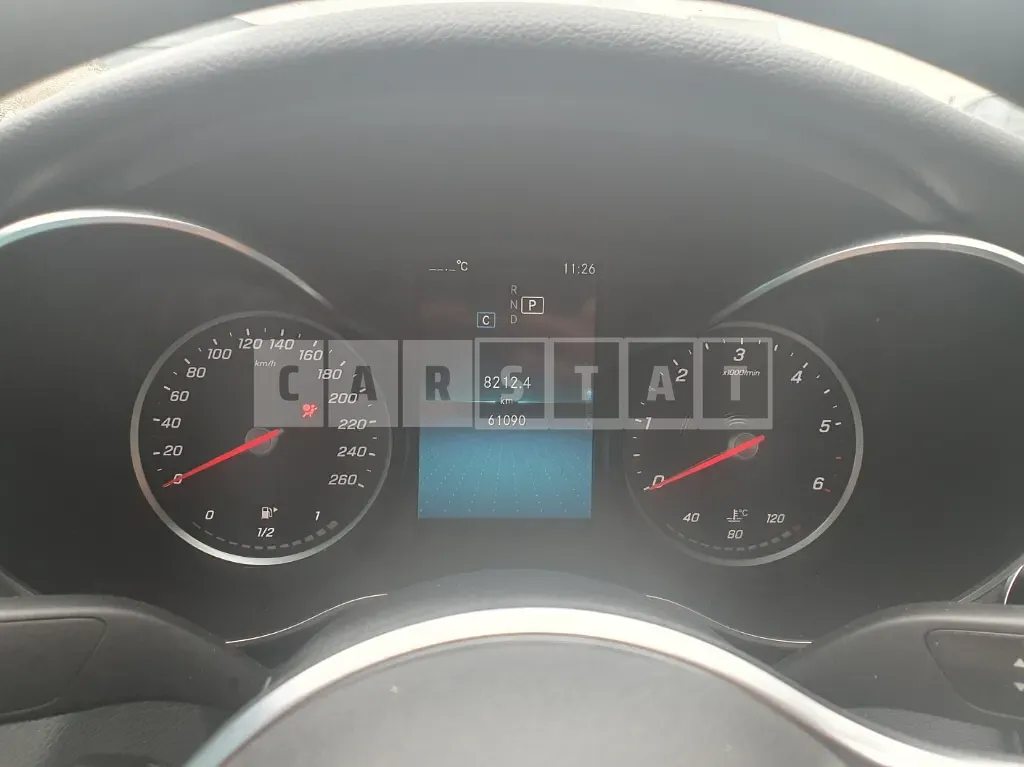 Photo 2 of 30: 2019 Mercedes-Benz C220 d 4Matic — Korean insurance auction