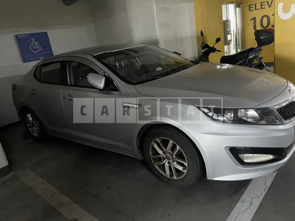 Photo 2 of 5: 2020 Kia K5 2.0 LPG, VIN KNAGN415BBA008119 — Korean insurance auction