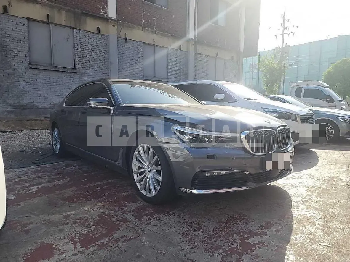 Photo 2 of 20: 2015 BMW 730Ld xDrive — Korean insurance auction