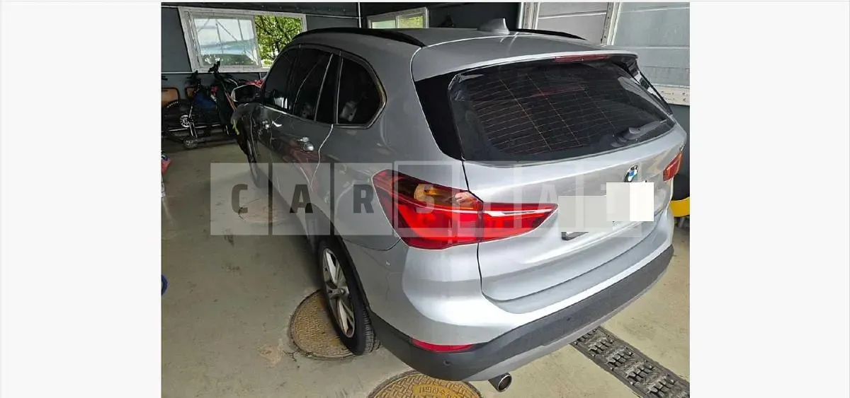 Photo 2 of 10: 2017 BMW X1 xDrive18d — Korean insurance auction