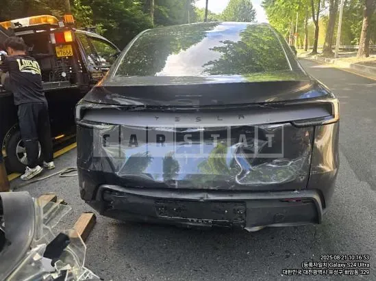 Photo 2 of 6: 2025 Tesla Model Y RWD — Korean insurance auction